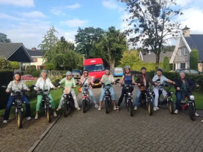 e_puch_op_locatie_gezelschap