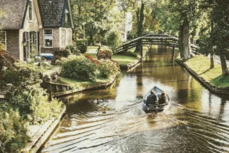 Citytocht door Giethoorn