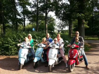 scooter-huren-vespa-kinderen