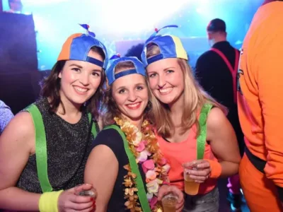 foute party kleding