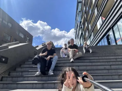 city_game_selfie
