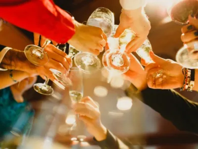 bedrijfsfeest-organiseren-wijn