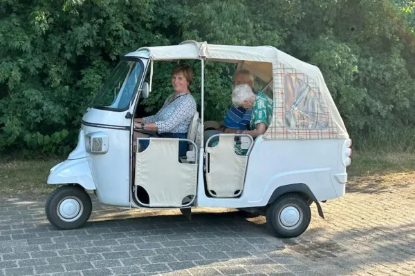 Boek een TukTuk in Beuningen