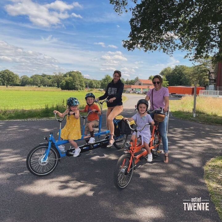 fiets_huren_hemelvaart_ouder_kind_tandem